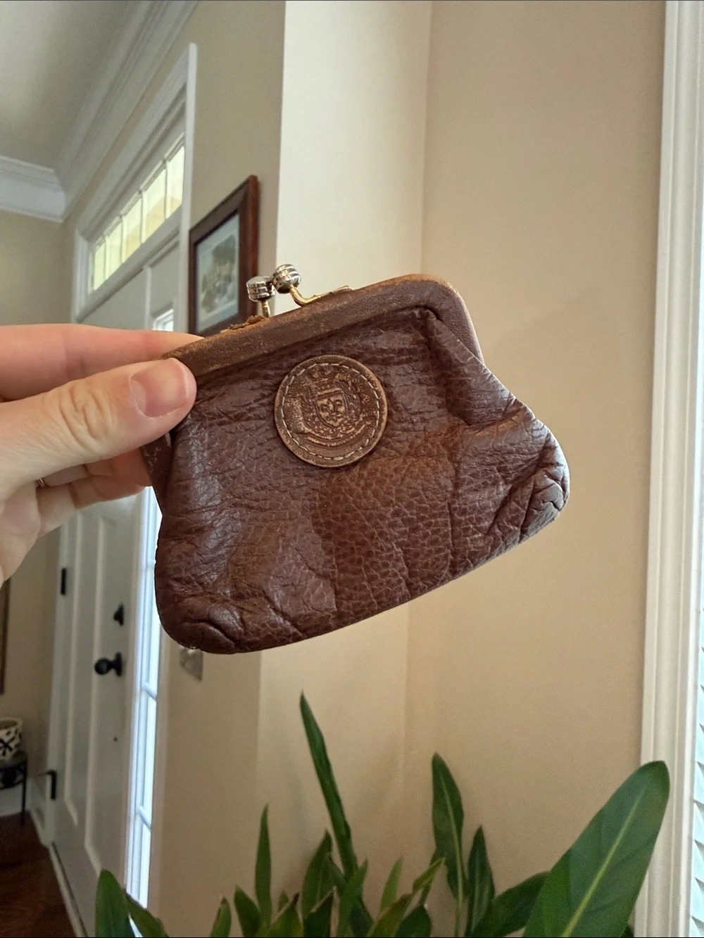 Vintage Italian Style Brown Leather Coin Purse with Metal Kiss Lock